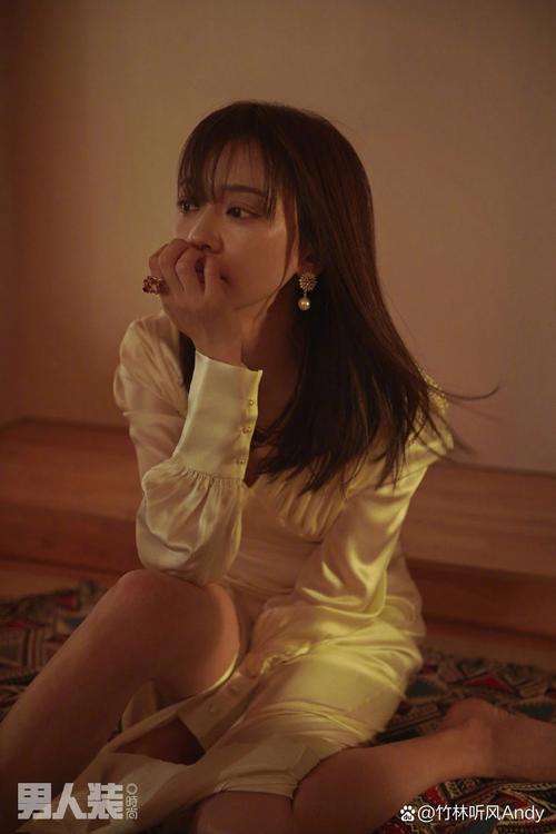 新2025澳门天天开好彩和陈意涵医美后脸歪了与陈意涵的脸